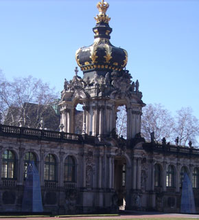 Bild: Der Glockenturm vom Zwinger 